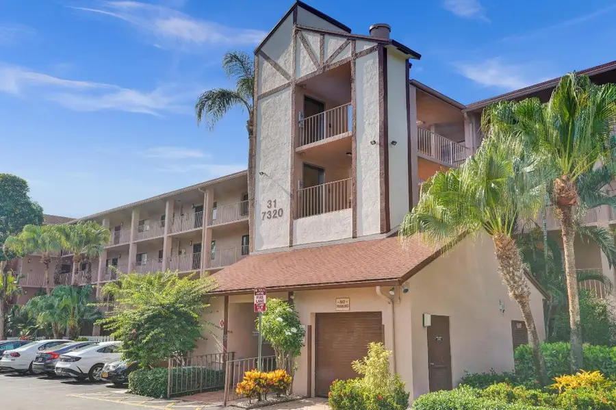 7320 Amberly Lane #406, Delray Beach, FL 33446 - Image #2