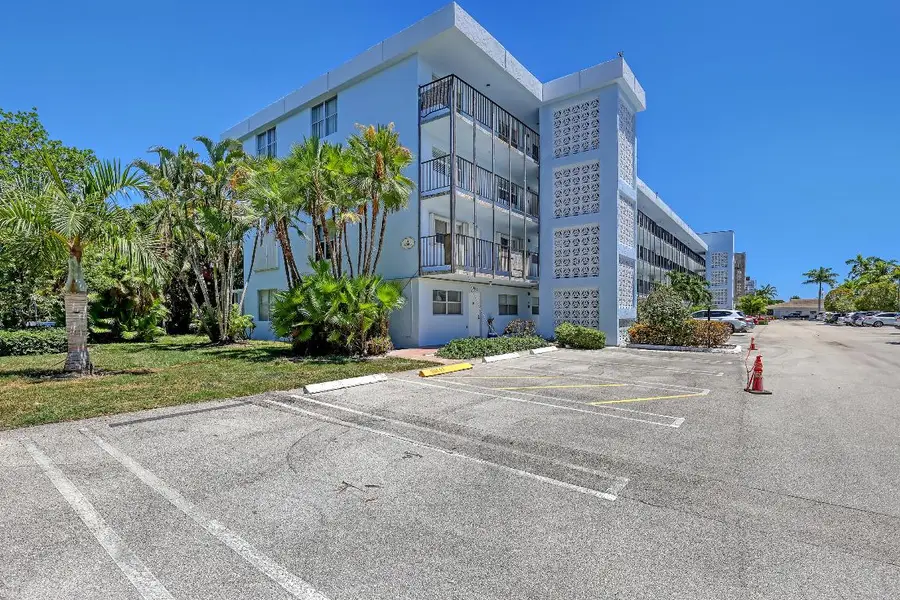 2006 S Federal Highway #205, Boynton Beach, FL 33435 - Image #2