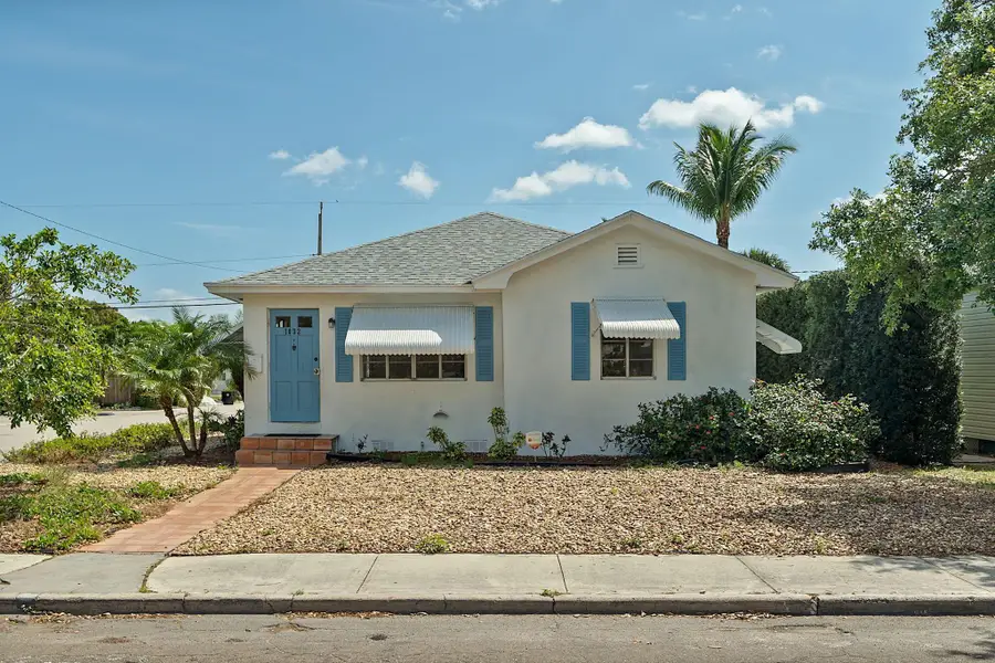 1032 N J Street, Lake Worth Beach, FL 33460 - Image #2