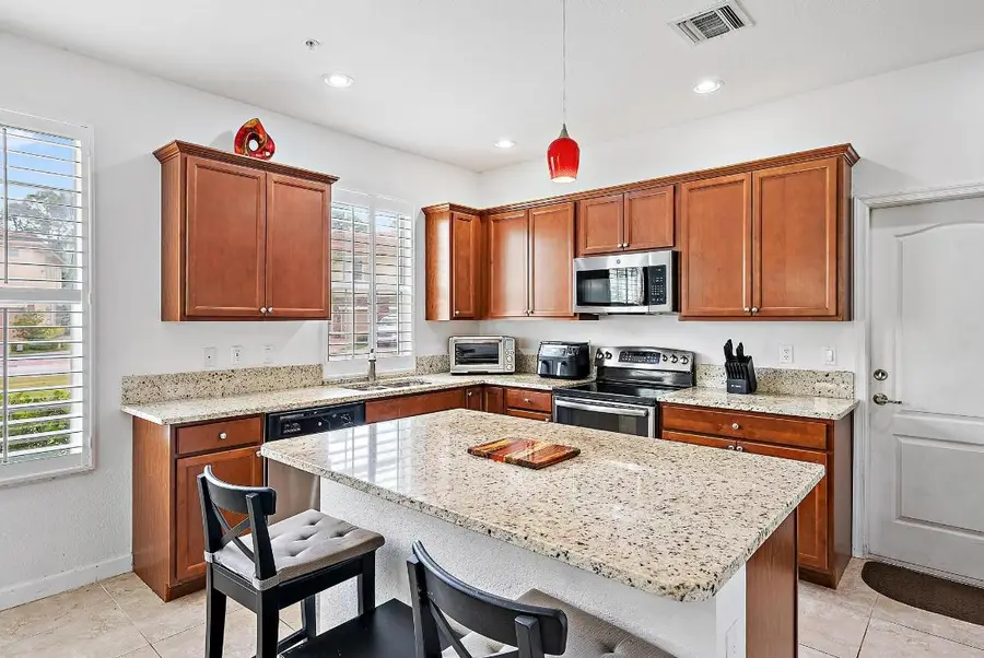 9677 Sw Purple Martin Way, Stuart, FL 34997 - Image #3