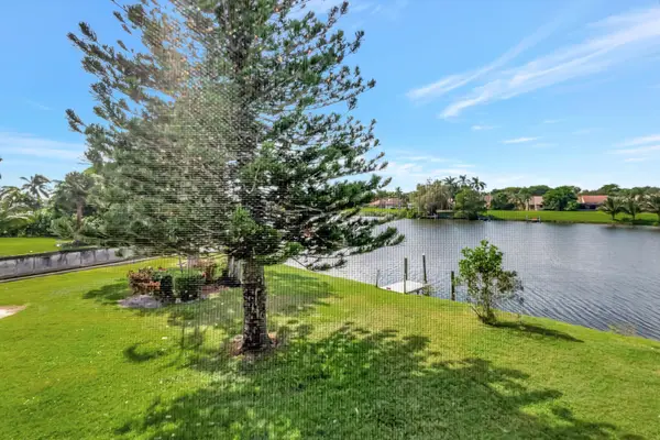 1260 NW 20th Avenue #203, Delray Beach, FL 33445