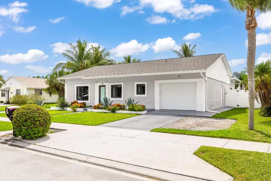 728 NE 9th Avenue, Boynton Beach, FL 33435 - Image #3