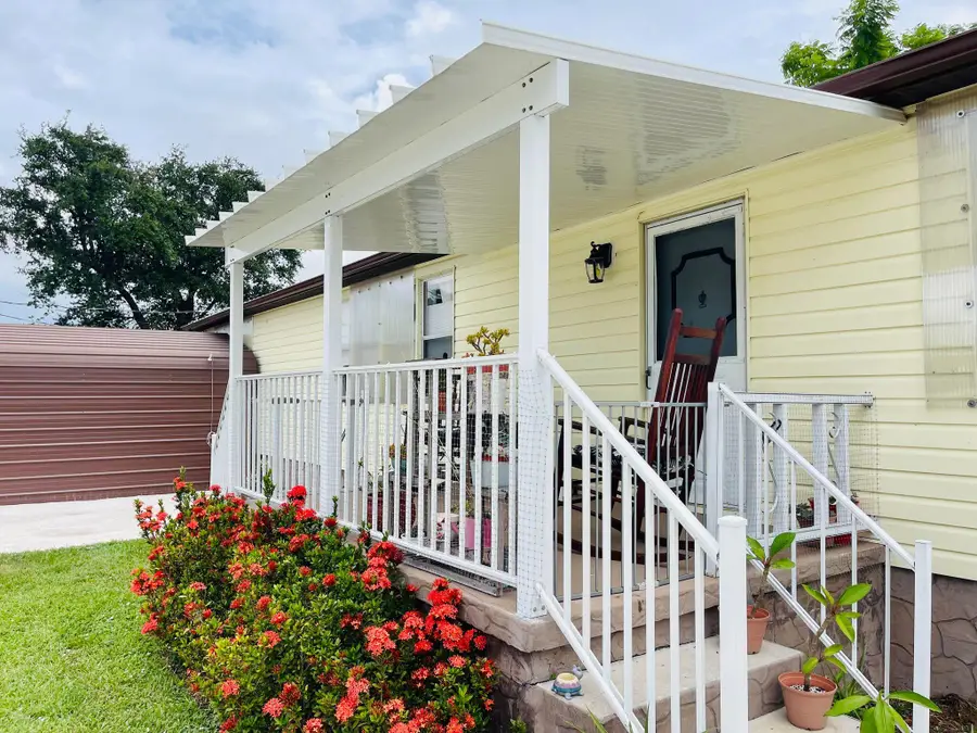 2301 SE 33rd Street, Okeechobee, FL 34974 - #2