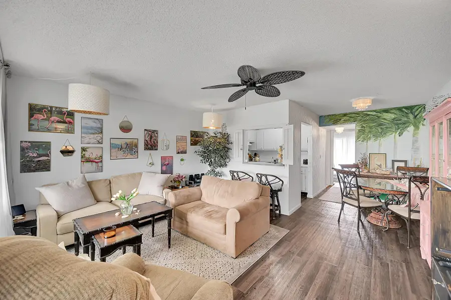 312 Sheffield M, West Palm Beach, FL 33417 - Image #3