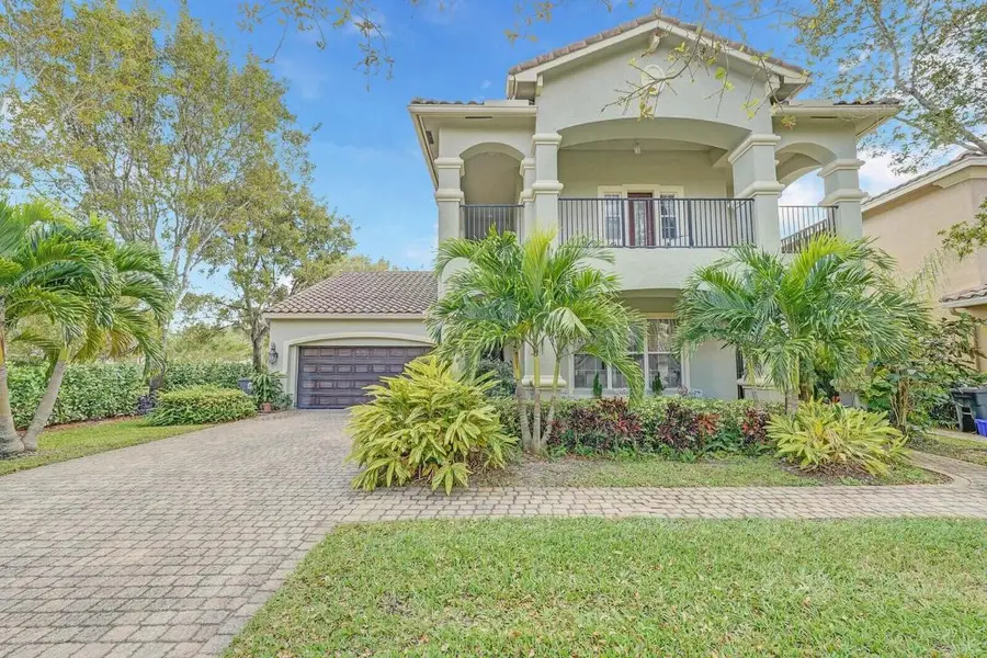 599 Cresta Circle, West Palm Beach, FL 33413 - Image #2