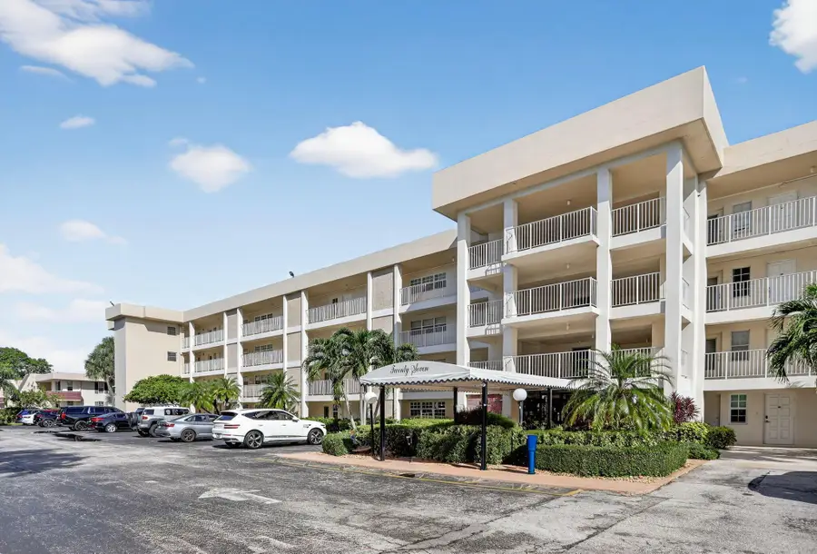 2651 S Palm Aire Drive S #305, Pompano Beach, FL 33069 - Image #3