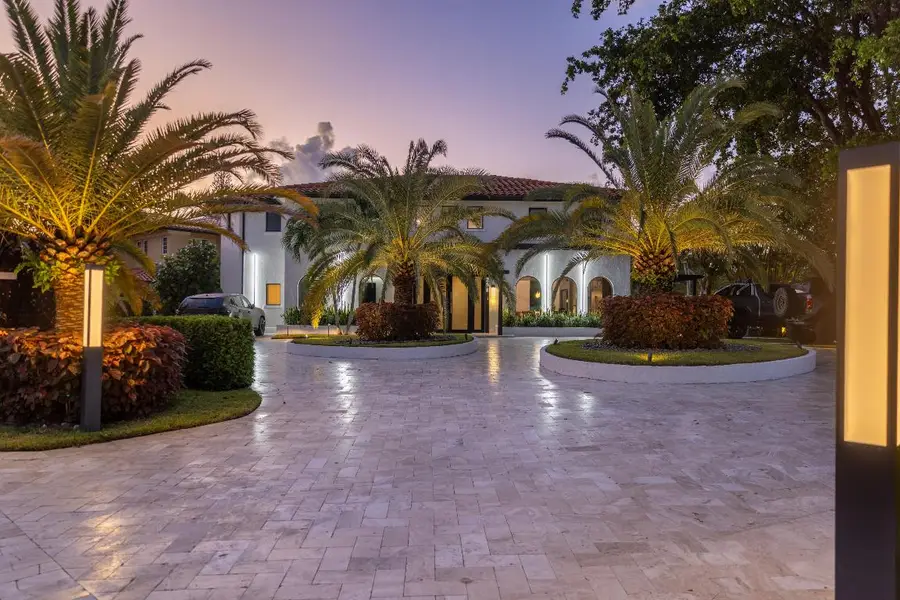 290 NW 6th Street, Boca Raton, FL 33432 - Image #2