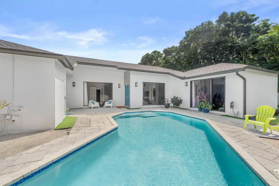 855 Carlee Circle, Boynton Beach, FL 33426 - Image #2