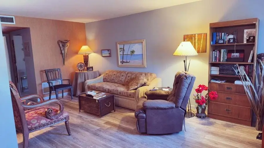 2880 Lake Osborne Drive #104, Lake Worth Beach, FL 33461 - Image #3