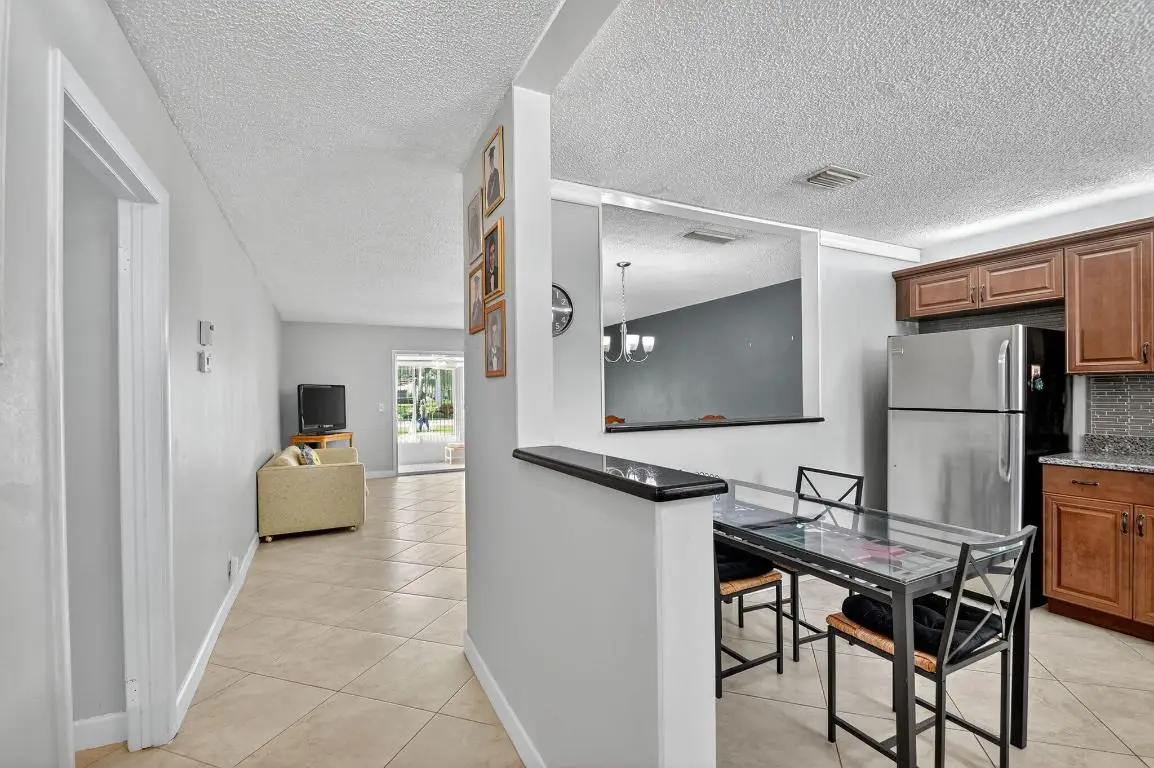 165 Amherst Lane, Lake Worth, FL 33467 - Image #1