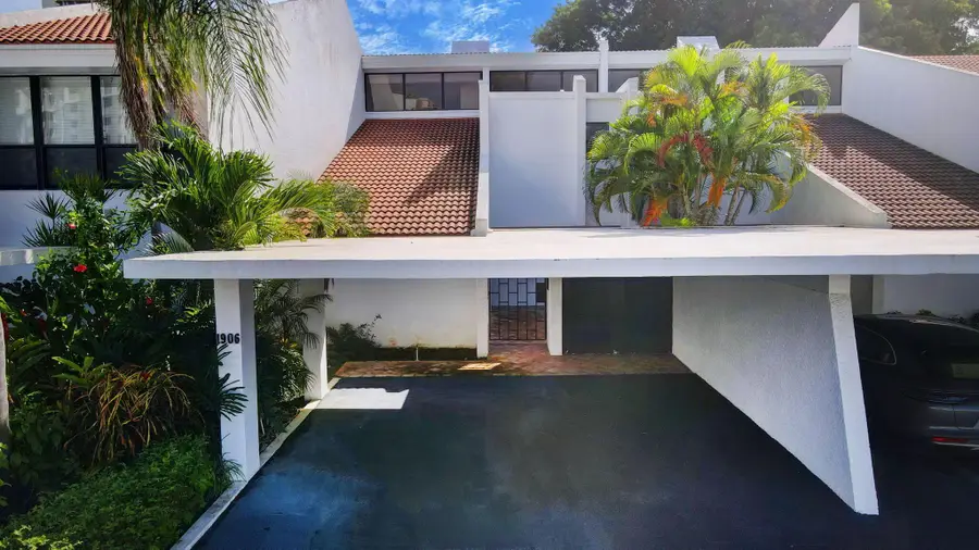 1906 Presidential Way #1-C, West Palm Beach, FL 33401 - Image #2