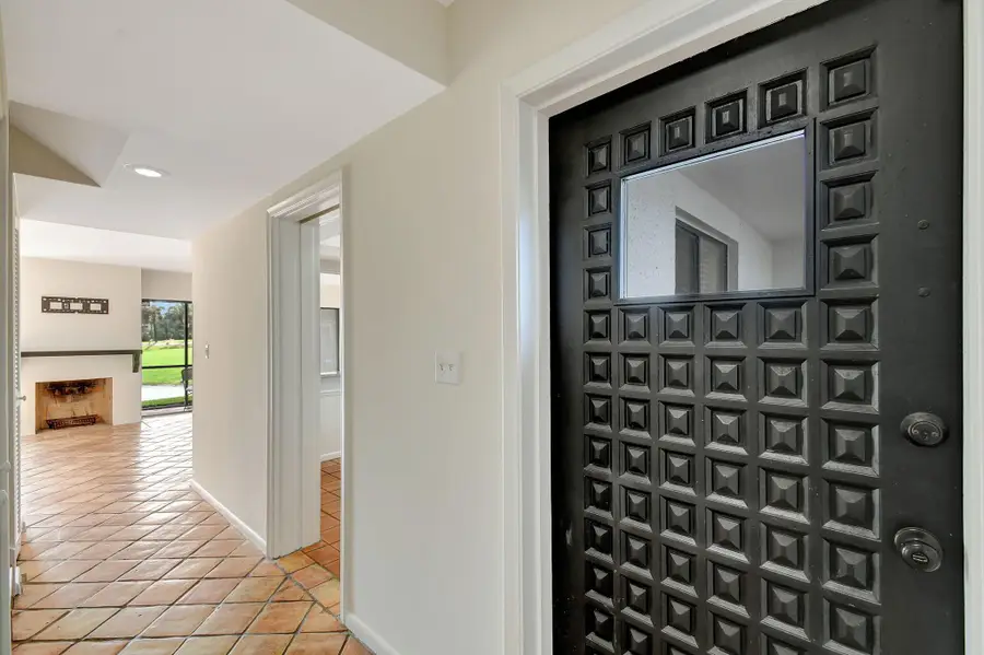 1906 Presidential Way #1-C, West Palm Beach, FL 33401 - Image #3