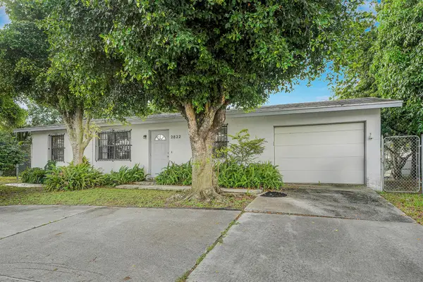 2822 Summit Boulevard, West Palm Beach, FL 33406