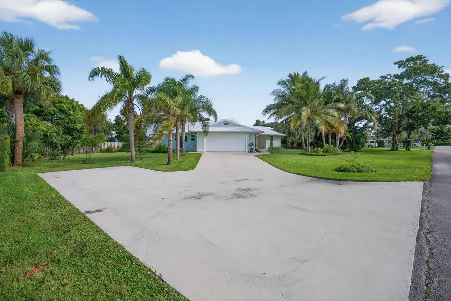 5273 SE Tall Pines Way, Stuart, FL 34997 - Image #2