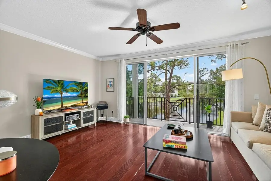 1685 42nd Square #101, Vero Beach, FL 32960 - Image #2