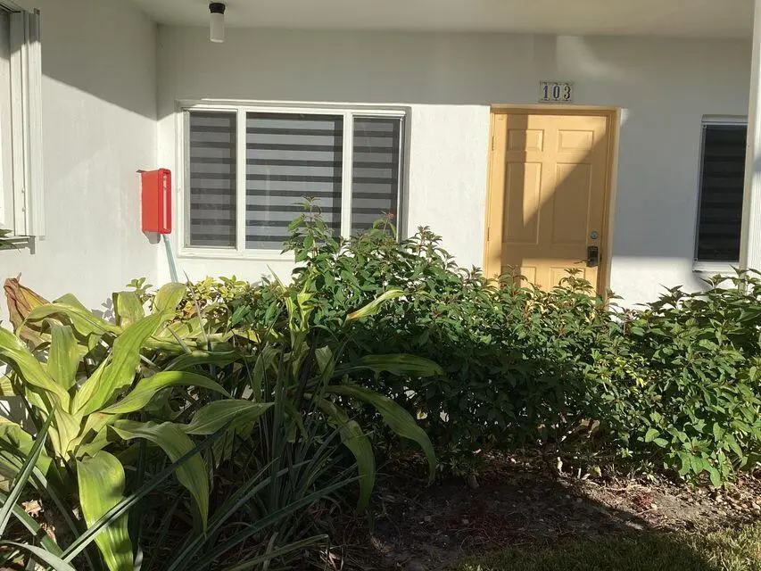 2920 Lake Osborne Drive #103, Lake Worth Beach, FL 33461 - Image #2