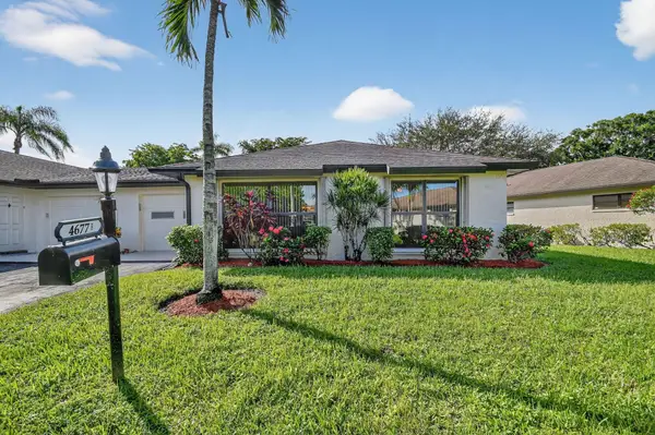 4677 Robinwood Circle #B, Boynton Beach, FL 33436