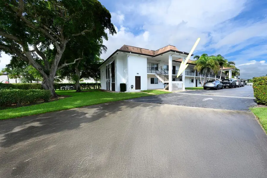 3075 Gardens East Drive #14, Palm Beach Gardens, FL 33410 - Image #2