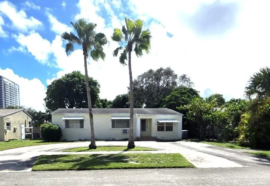 136 Evergreen Drive, Lake Park, FL 33403 - Image #1