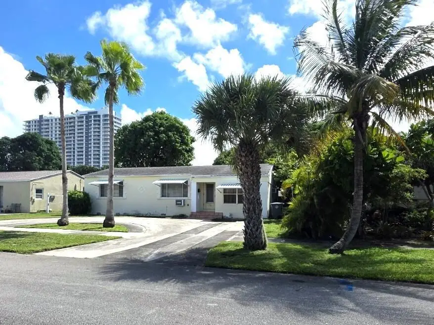 136 Evergreen Drive, Lake Park, FL 33403 - Image #2