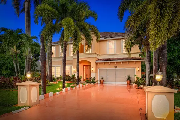 565 SW Halden Avenue, Port St Lucie, FL 34953