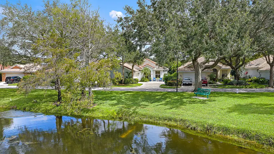 156 Hampton Place, Jupiter, FL 33458 - Image #2