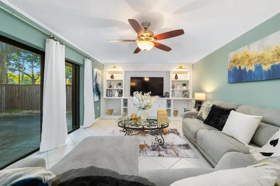 702 Buttonwood Lane, Boynton Beach, FL 33436 - Image #2