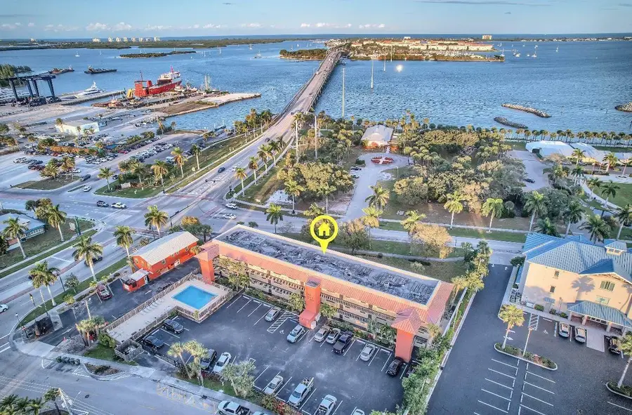 701 N Indian River Drive #105, Fort Pierce, FL 34950 - Image #2