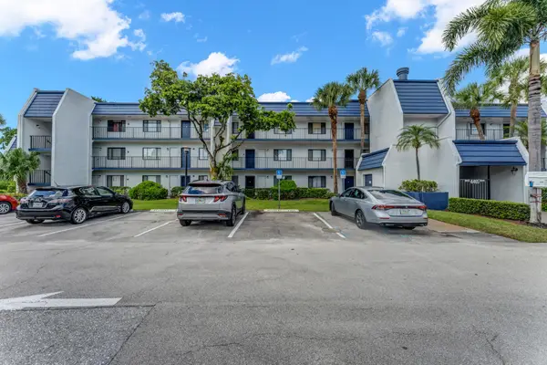4465 Luxemburg Court #103, Lake Worth, FL 33467