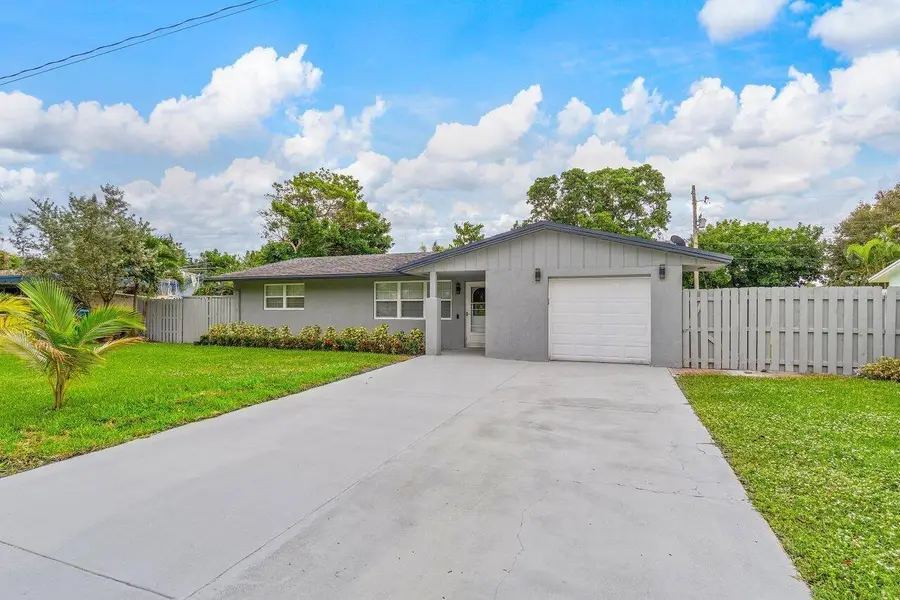 152 SE 28th Court, Boynton Beach, FL 33435 - Image #2