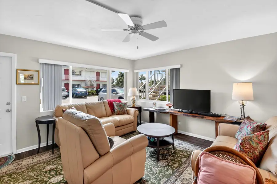 3160 Lake Osborne Dr #107, Lake Worth Beach, FL 33461 - Image #3