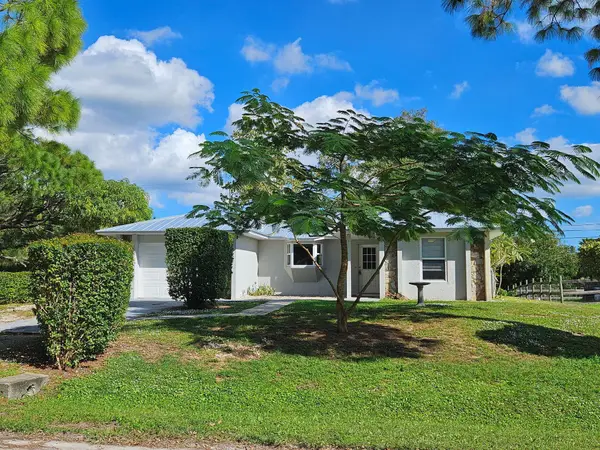 8236 97th Avenue, Vero Beach, FL 32967