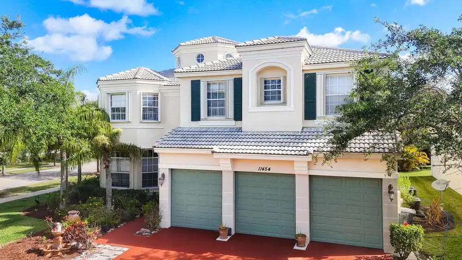 11454 SW Fieldstone Way, Port Saint Lucie, FL 34987 - Image #3