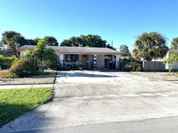 2632 Freeport Road, West Palm Beach, FL 33406