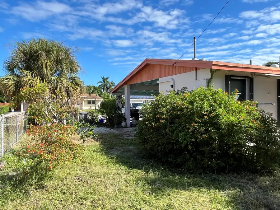 2632 Freeport Road, West Palm Beach, FL 33406 - Image #3