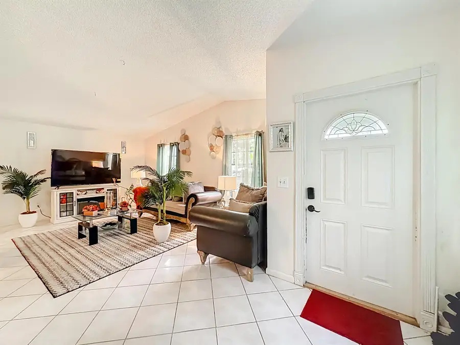 4484 Walden Circle, Lake Worth, FL 33463 - Image #3