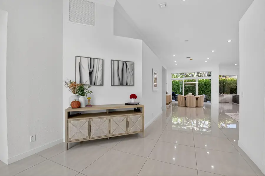 6270 NW 43rd Terrace, Boca Raton, FL 33496 - Image #2