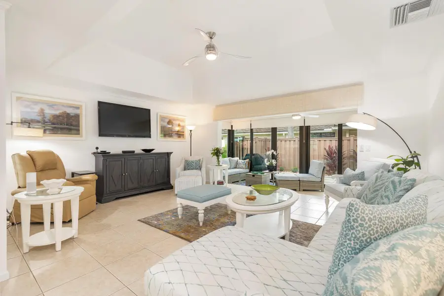 11341 Briarwood Place, North Palm Beach, FL 33408 - Image #2