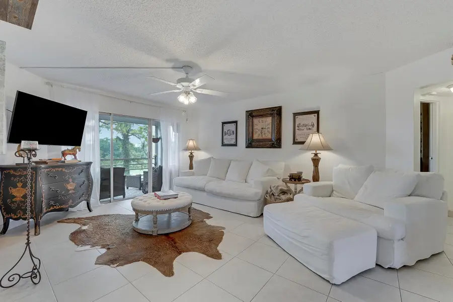 3755 Via Poinciana #405, Greenacres, FL 33467 - Image #2