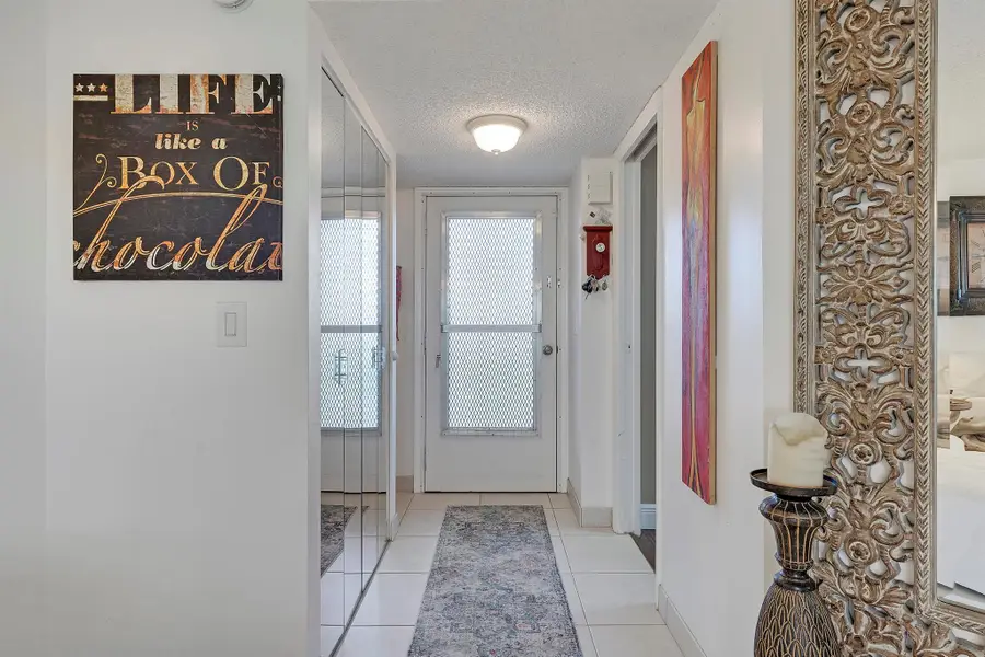 3755 Via Poinciana #405, Greenacres, FL 33467 - Image #3