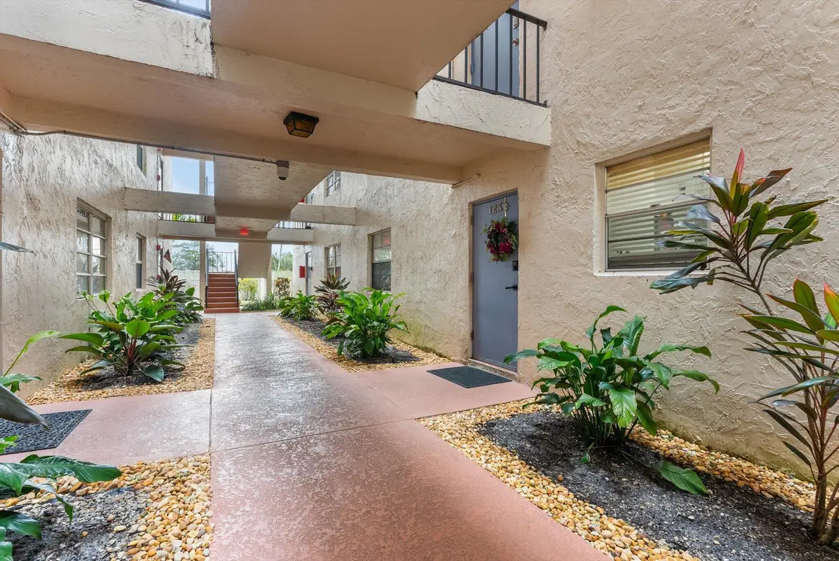 7500 NW 30th Place #123, Sunrise, FL 33313 - Image #1