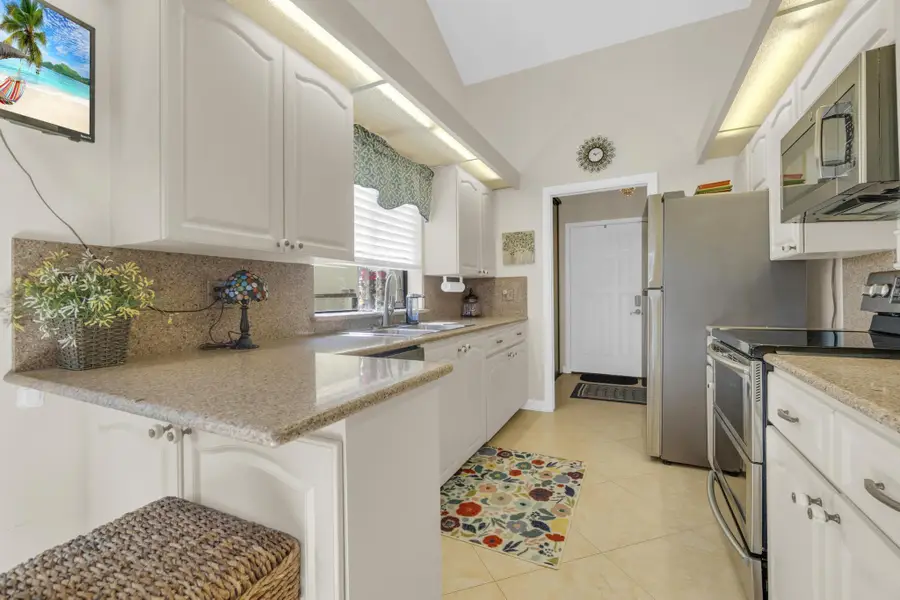 2855 Eagle Lane, West Palm Beach, FL 33409 - Image #3