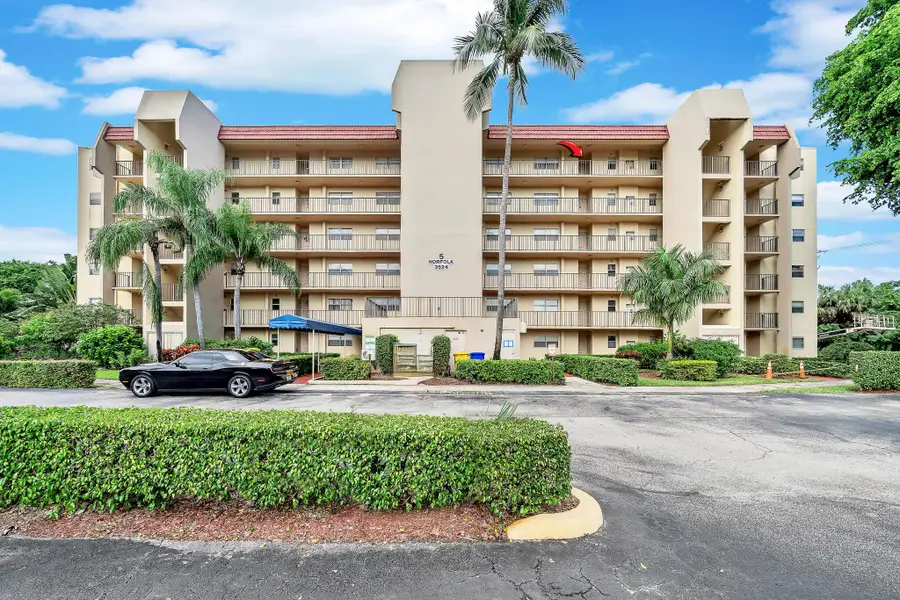 3524 Via Poinciana #604, Lake Worth, FL 33467 - Image #2