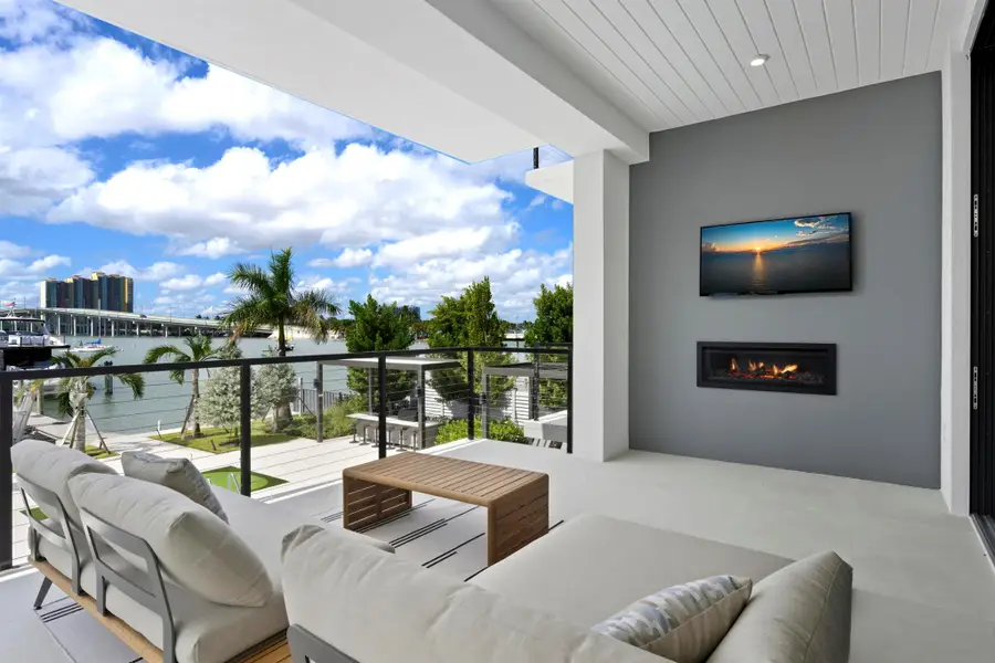 2323 Lake Drive #201, Singer Island, FL 33404 - Image #2