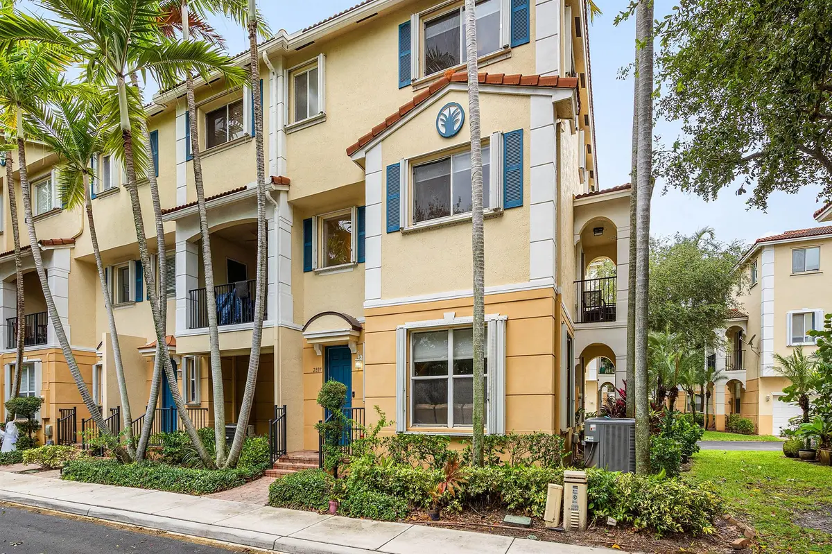 2897 S Greenleaf Circle, Boynton Beach, FL 33426 - Image #1