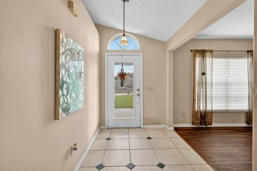 1465 SW Dow Lane, Port Saint Lucie, FL 34953 - Image #3