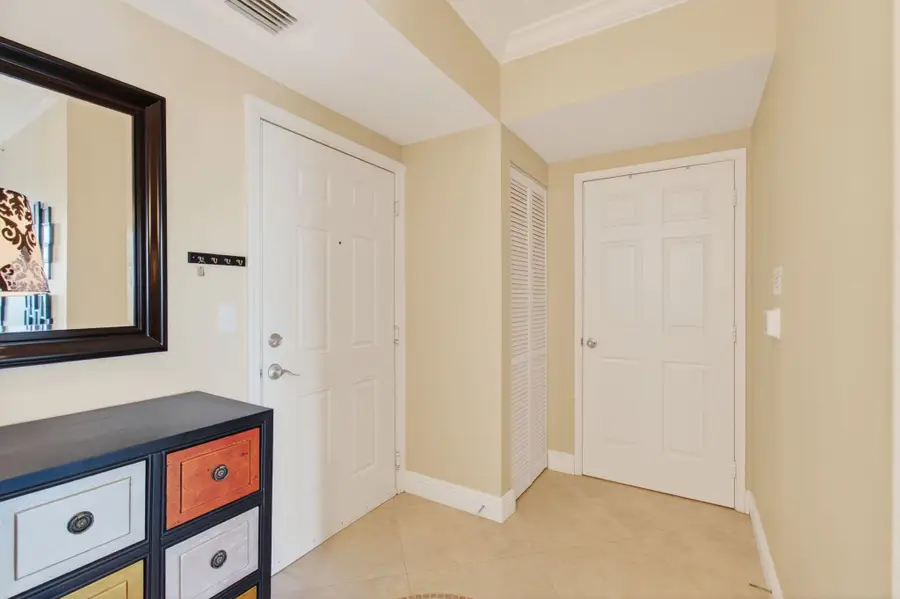 700 E Boynton Beach Boulevard #1102, Boynton Beach, FL 33435 - Image #3