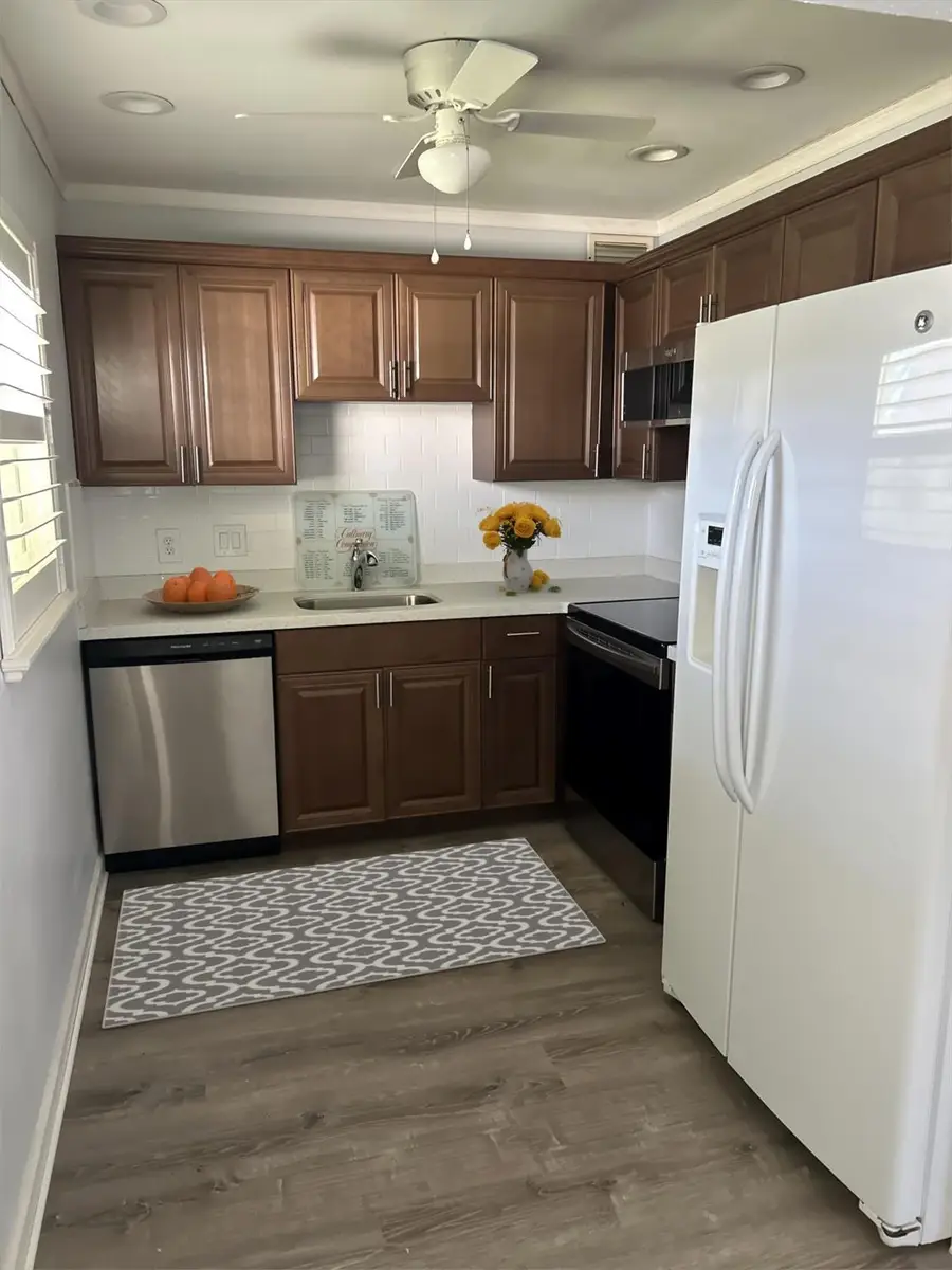 5 Valencia #A, Delray Beach, FL 33446 - Image #3