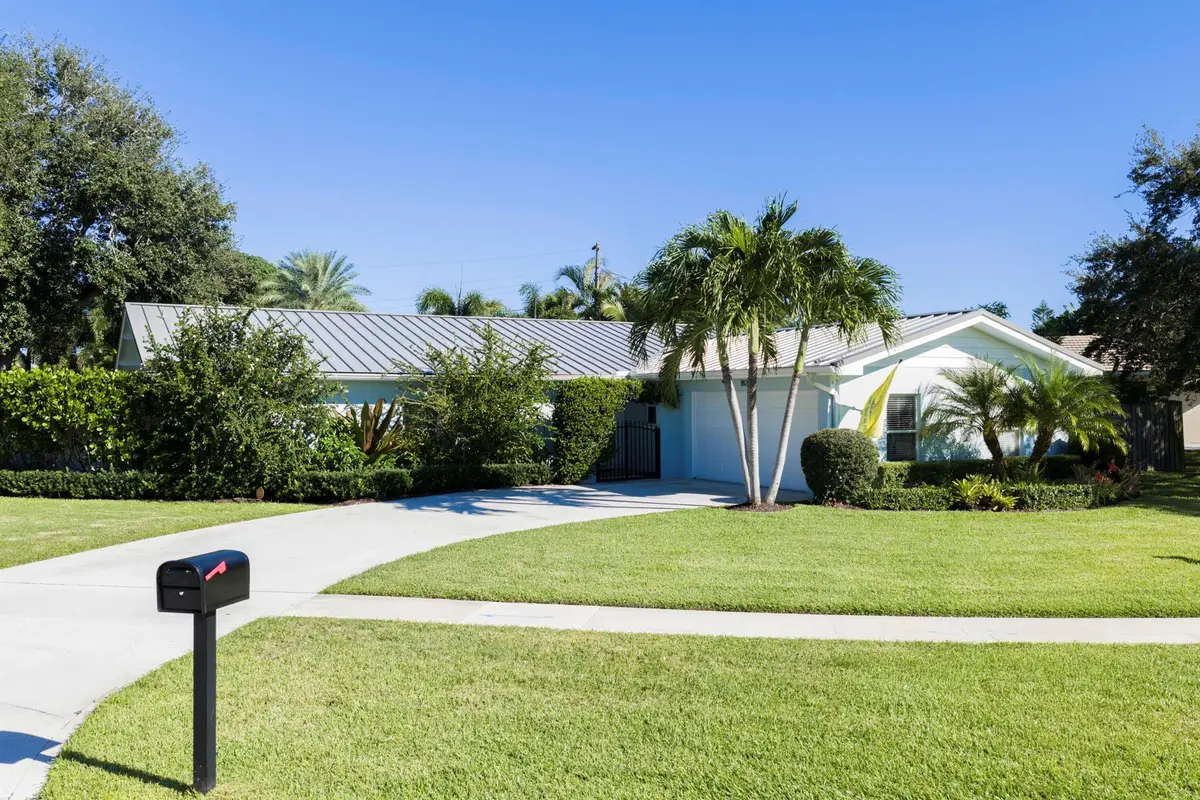 1821 Ascott Road, North Palm Beach, FL 33408 - Image #1