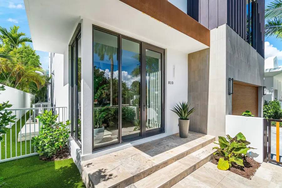 810 Palm Trail, Delray Beach, FL 33483 - Image #3